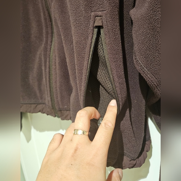 Aritzia TnAction SnoDay Polar Ridge Zip-Up - Picture 3 of 13